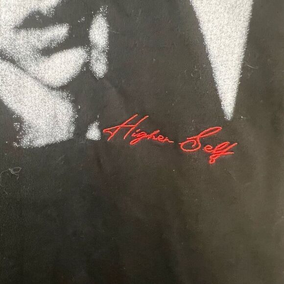 Renowned love black graphic higher self tshirt size medium - Picture 4 of 4